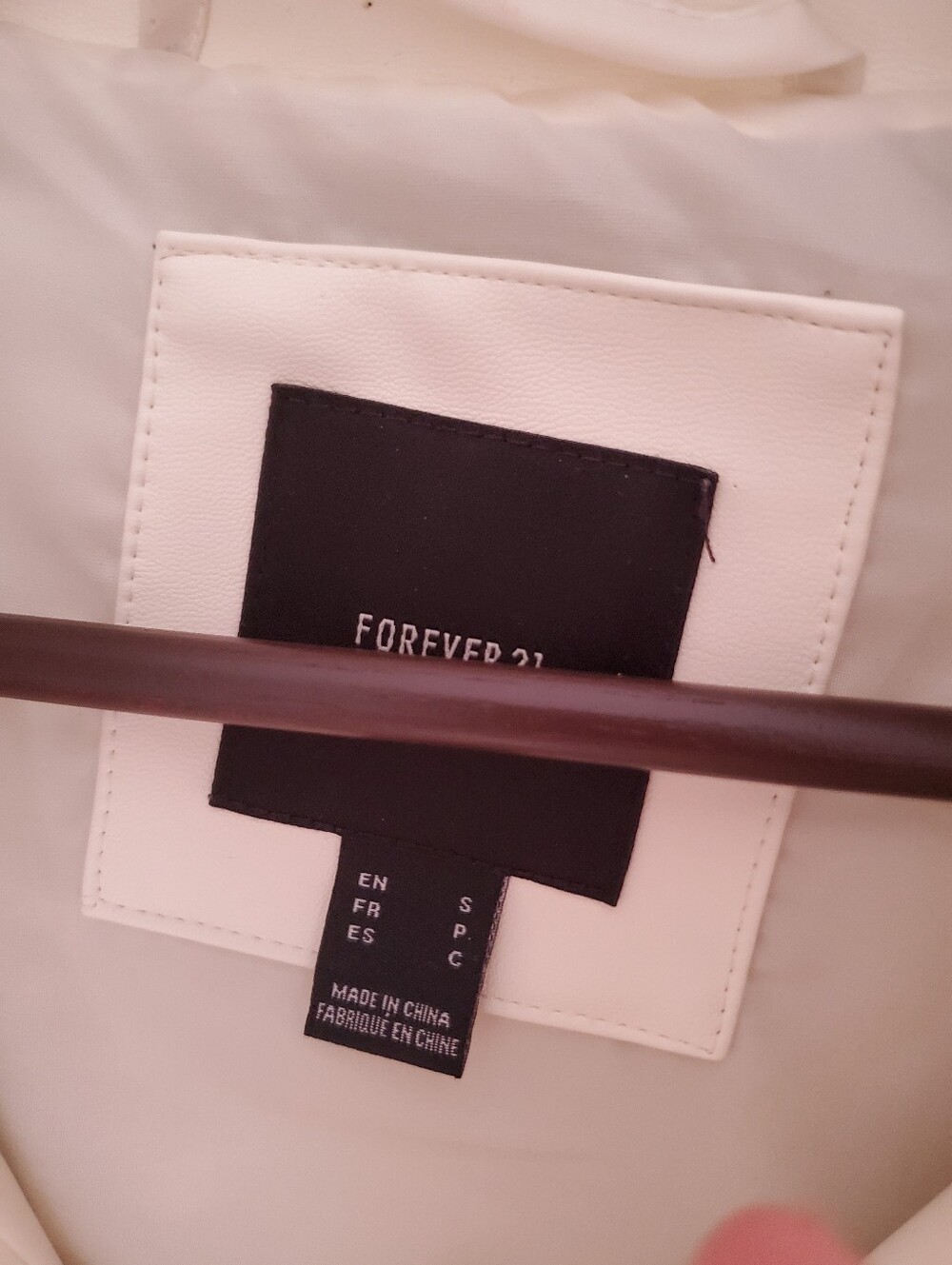 Cream Cropped Puffer Jacket - Picture 3 of 9